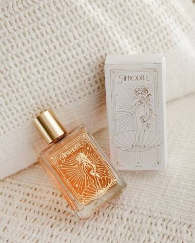 perfume Afrodite, Yasmin Brunet, Yasmin Beauty, perfume Afrodite Yasmin Brunet, Afrodite Mercado Livre, perfume feminino, perfume Afrodite 100ml, perfume Afrodite 25ml, Afrodite Olympéa, perfume parecido a Olympéa, perfumes Yasmin Beauty, perfume floral, perfume marino, perfume con vainilla, perfume femenino sensual, perfume inspirado en Afrodita, diosa Afrodita, perfumes de diosas, perfume Yasmin Beauty Afrodite